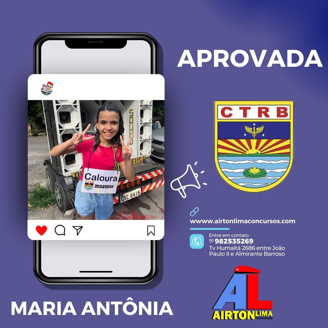 Maria Antônia, aprovada! Menina com o símbolo da paz e a placa 