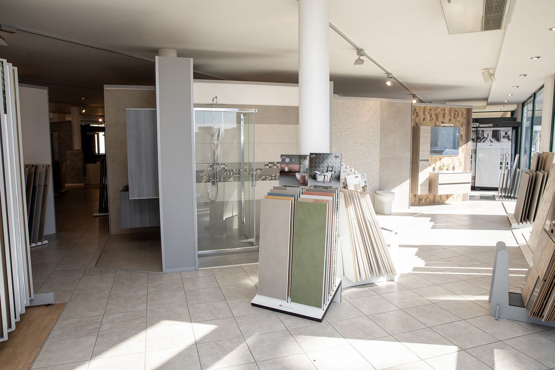 Ciambrone Ceramiche showroom