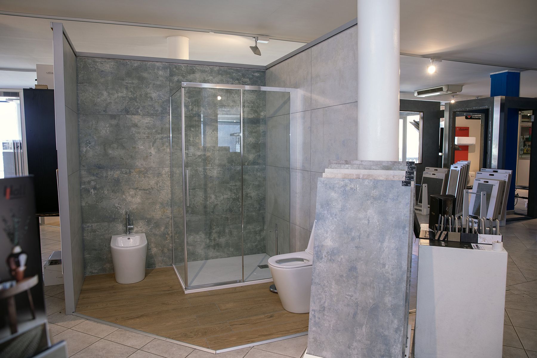 Ciambrone Ceramiche showroom