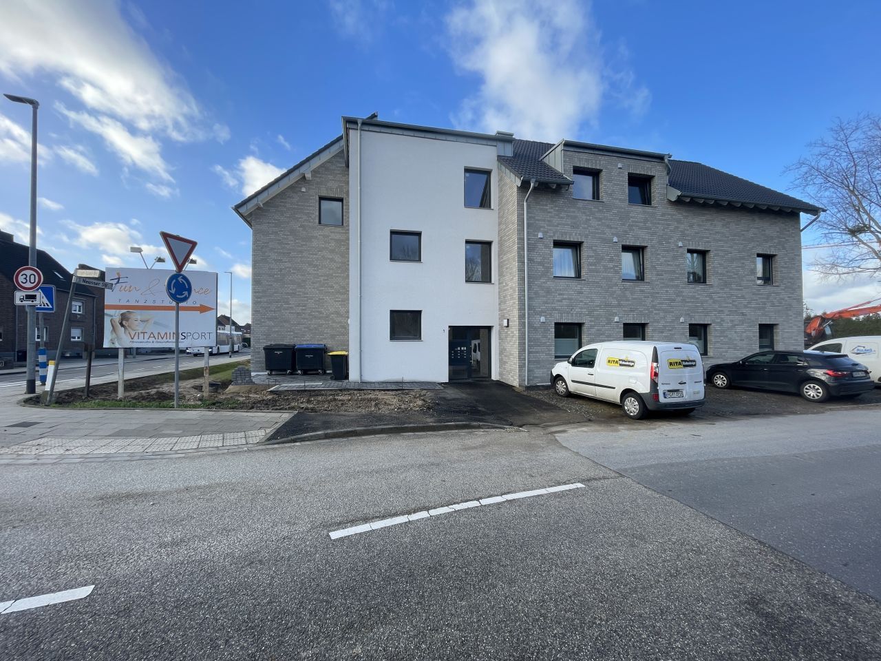 Wohnung-JRW1-Erdgeschoss-Neubau-Terrasse