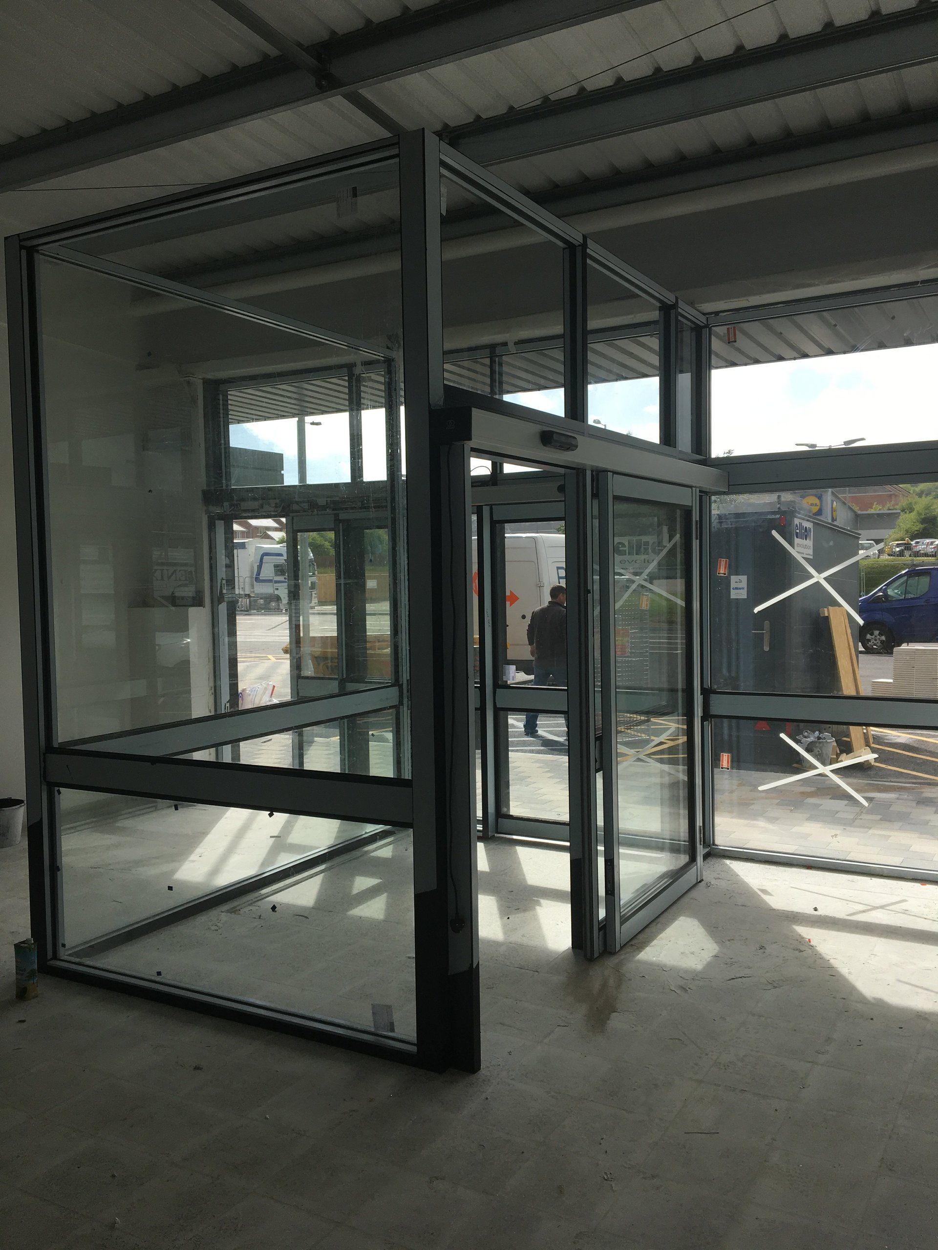 Farm Foods, Tondu 14