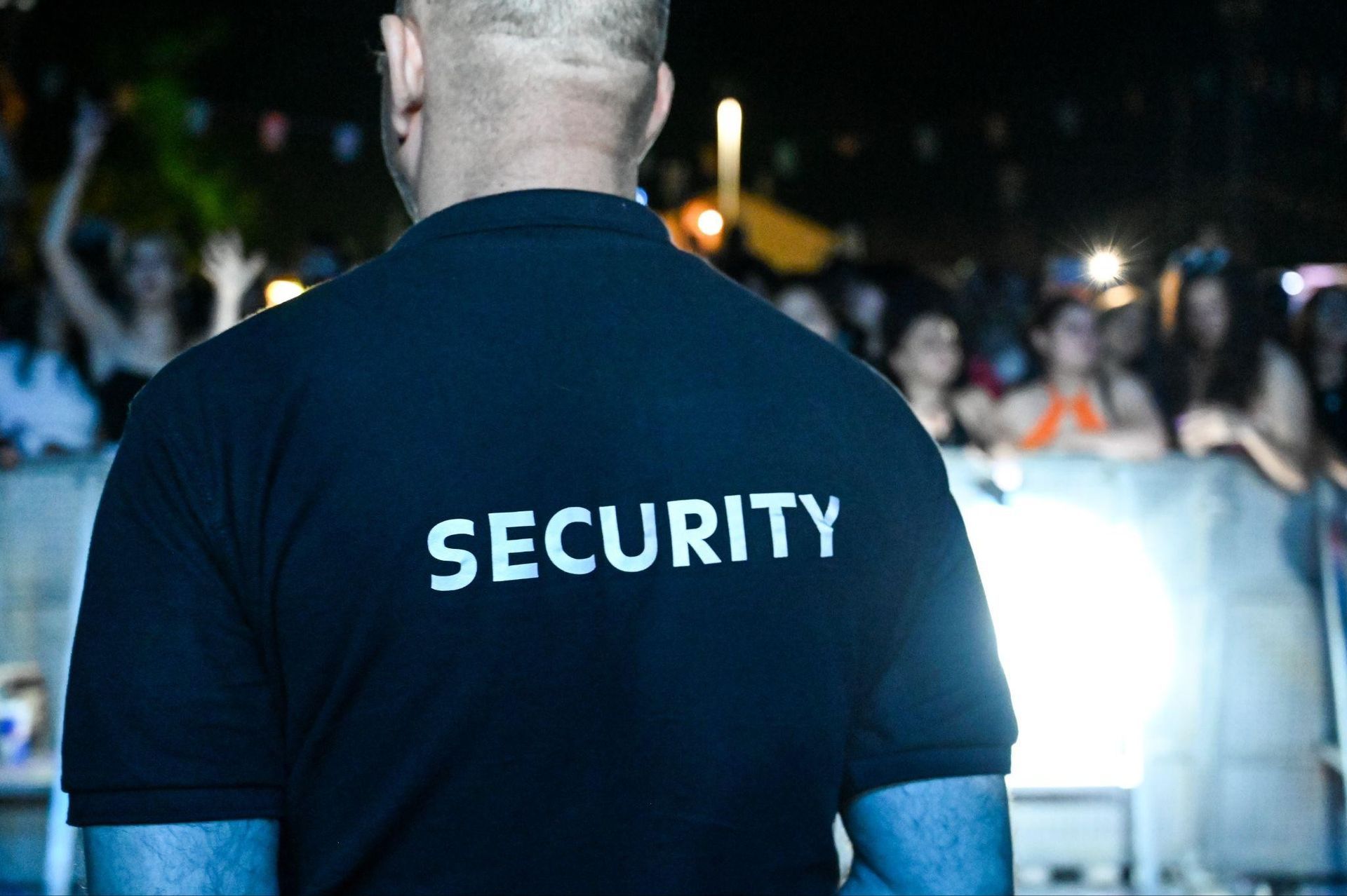 Hiring Security Guards in Melbourne - A Complete Guide for Businesses