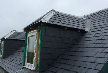 Slating and re-slating roofs