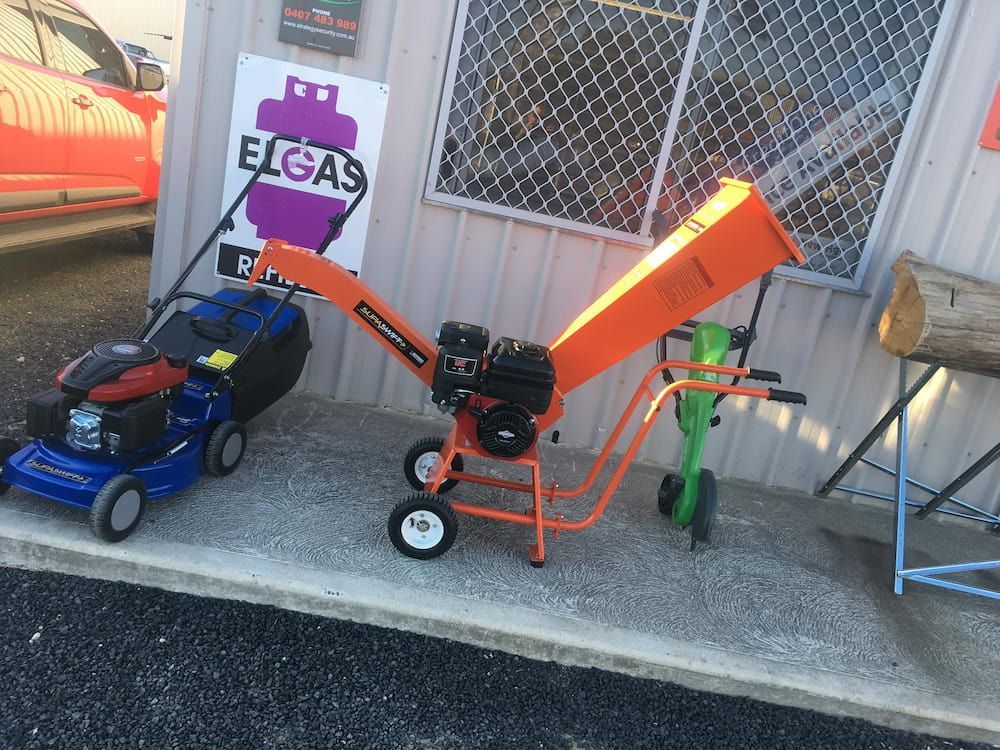 A Lawn Mower And A Wood Chipper — Posties Caravans Boats Small Engines Inverell In Glen Innes, NSW