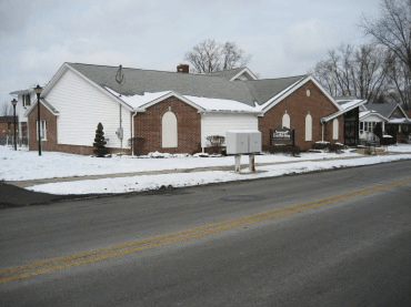 Street view of the Swigart-Easterling Funeral home.