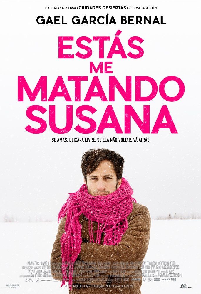 O pôster do filme estas me matando susana mostra um homem usando um lenço rosa.