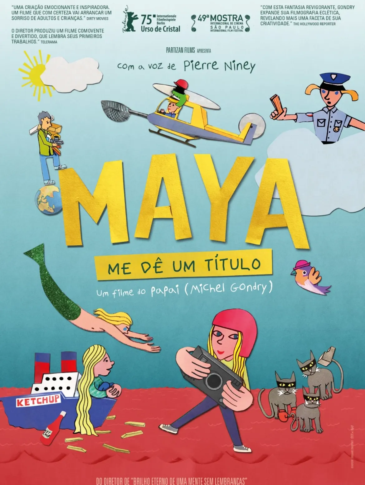 Um homem e uma mulher caminham por uma rua estreita.