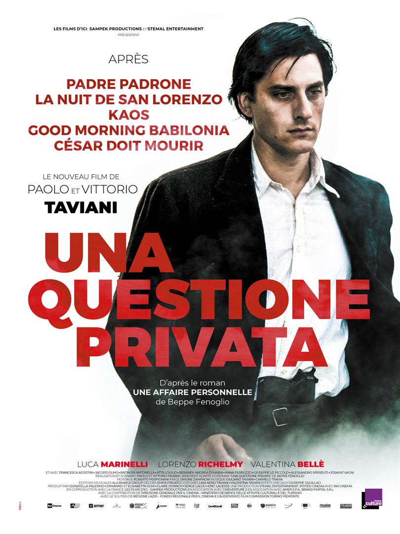 Um pôster de filme para una questione privata com um homem de terno
