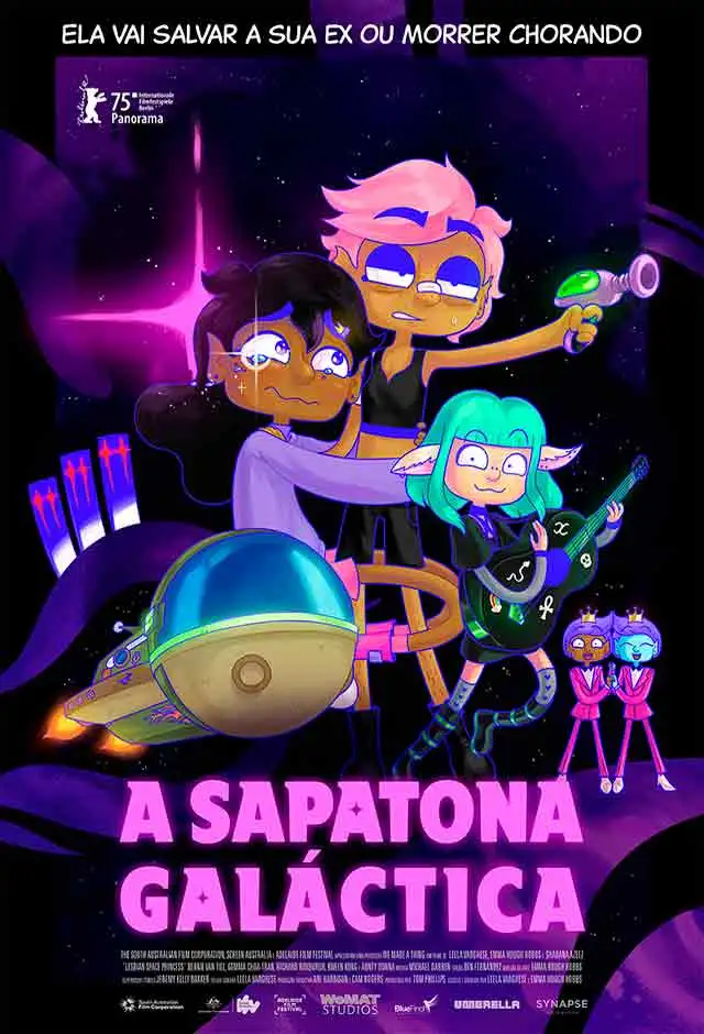 Um homem e uma mulher caminham por uma rua estreita.