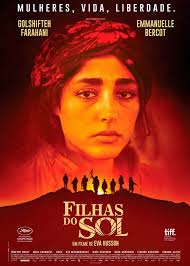 Pôster do filme filhas do sol com uma mulher.