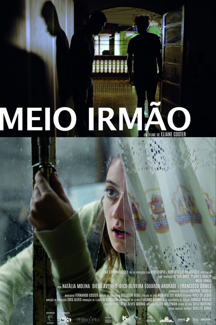 Cartaz do filme meio irmão mostra uma mulher olhando pela janela