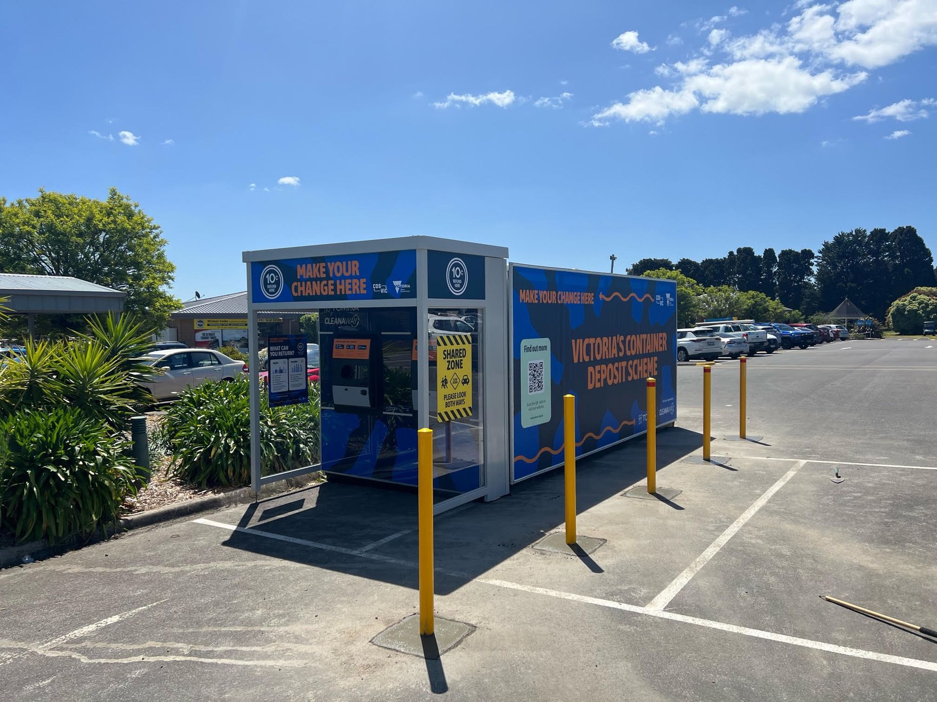 a victoria 's container deposit scheme in a parking lot