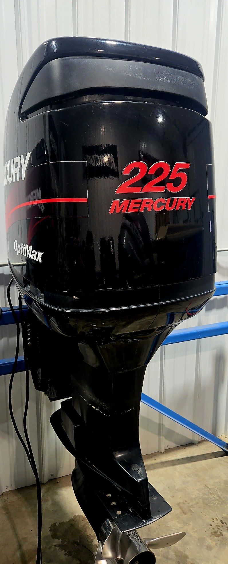 2000 225hp Mercury Optimax