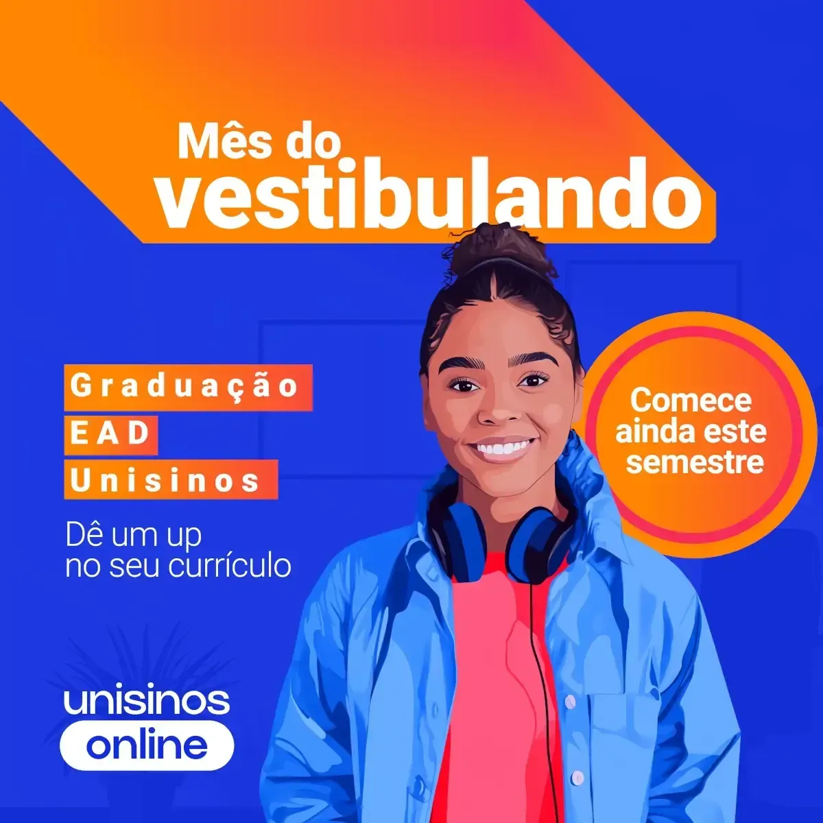 Uma mulher usando fones de ouvido está sorrindo em um fundo azul.