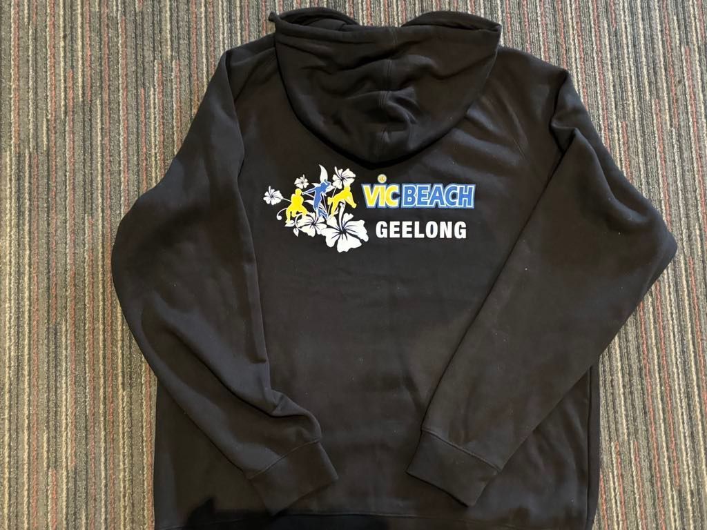 Vic Beach Hoodie (Black)