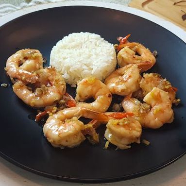 Sweet & Spicy Lemongrass Shrimp with Della Jasmine White Rice Asian