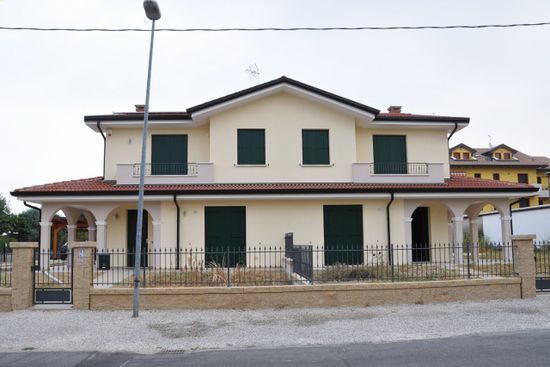 casa bifamiliare ad Albignasego