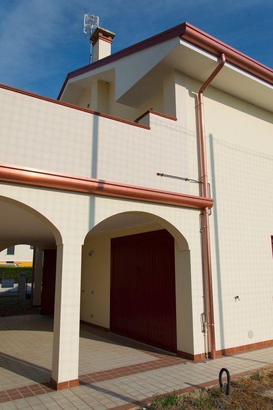 faccia costruzione bifamiliare Bovolenta