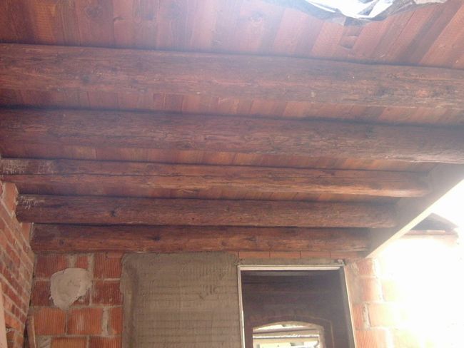 ristrutturazione dependance con tetto in legno