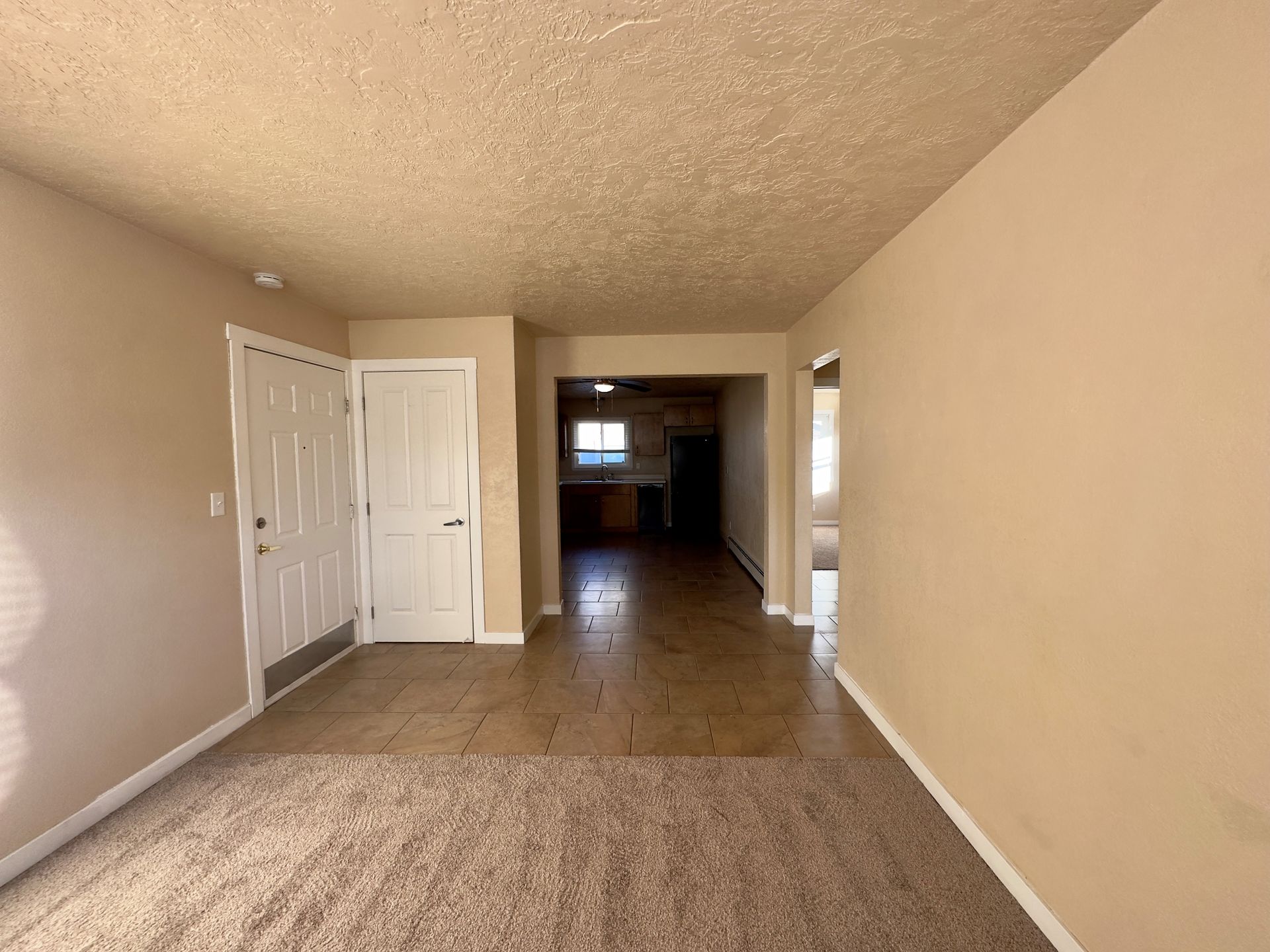 Blaine Apartments - Image 5