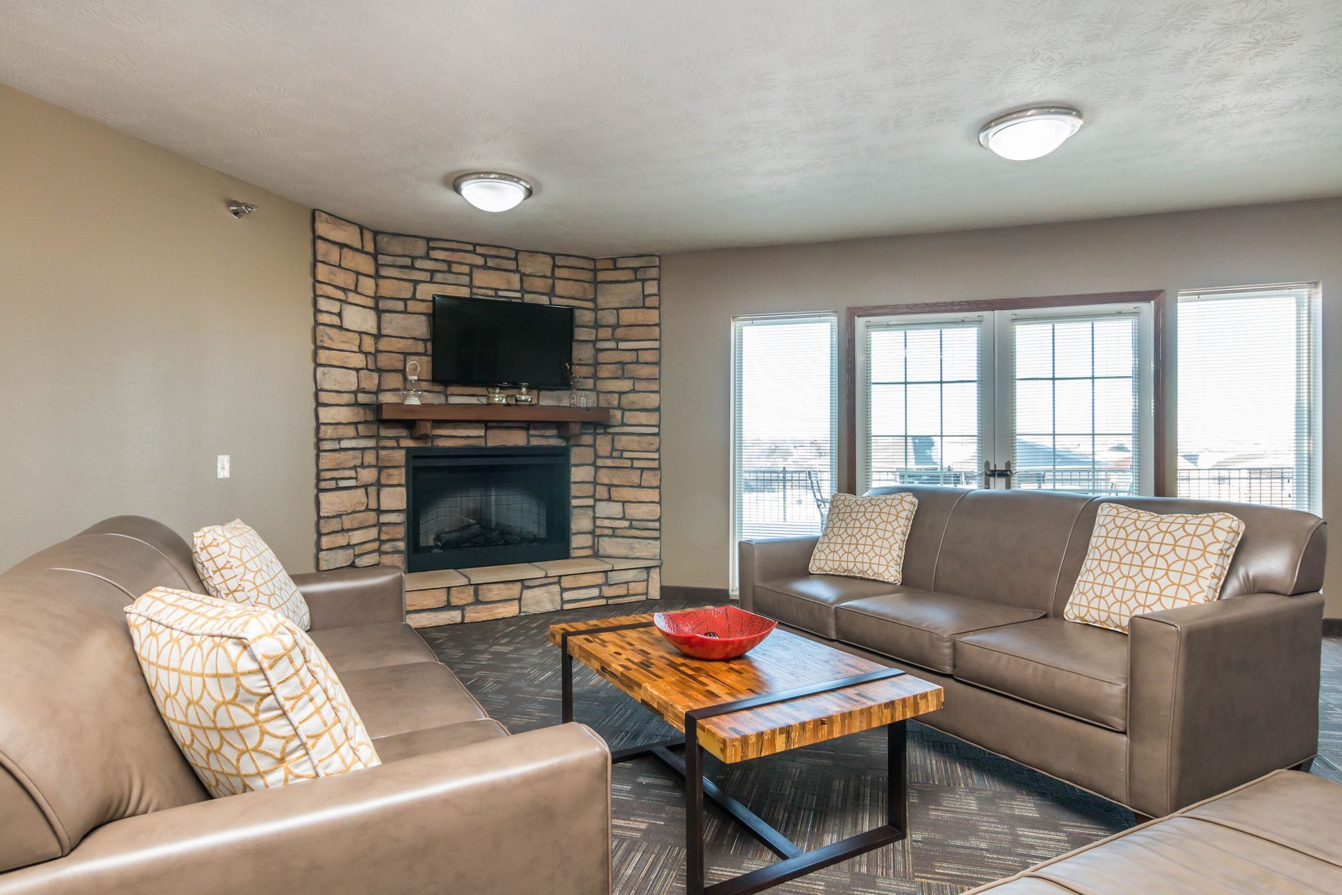 Prairie Vista Apartments - Image 1