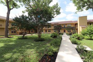 Villa O’Keefe Apartments