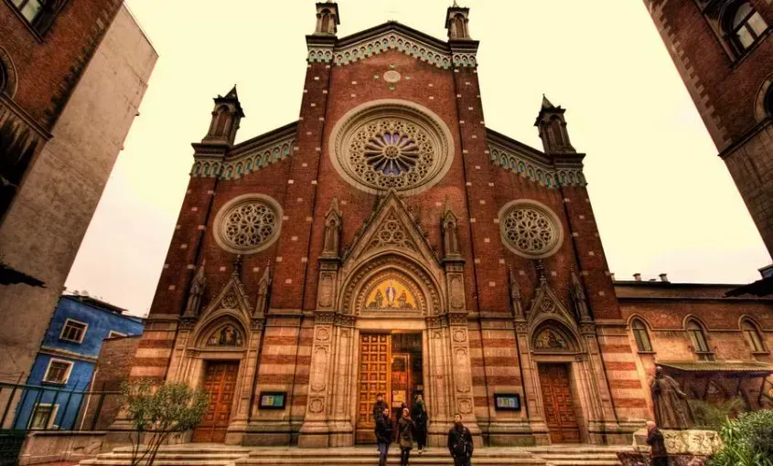 Istanbul Efes Hotel Explore Istanbul Historical Places