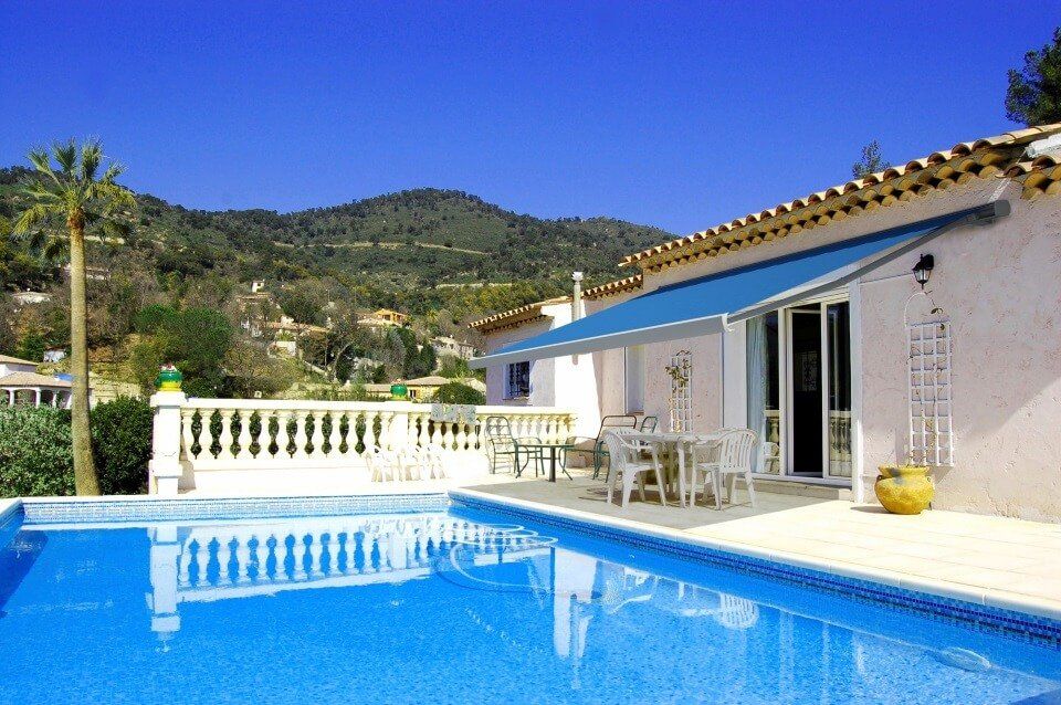 tenda da sole per piscina