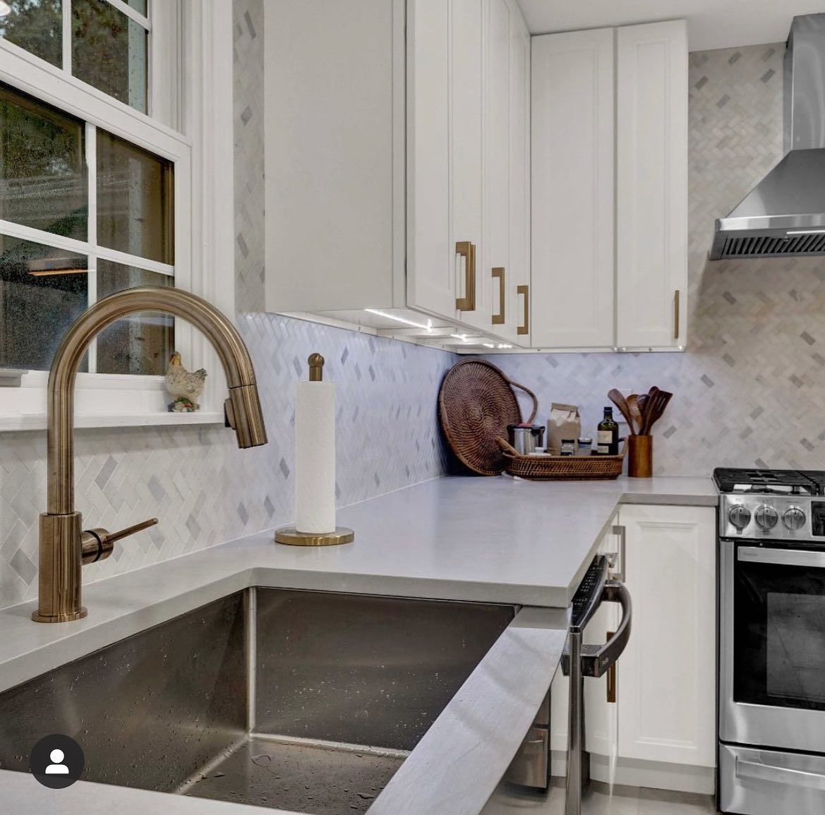 Porcelain tile in Niagara Falls, NY