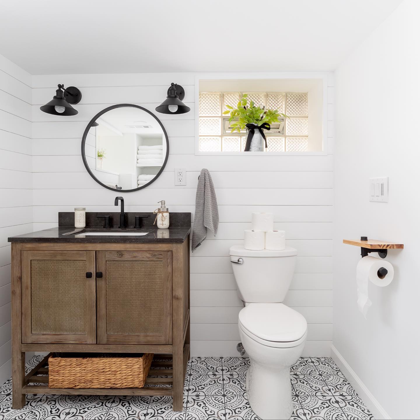 Porcelain tile in Williamsville, NY