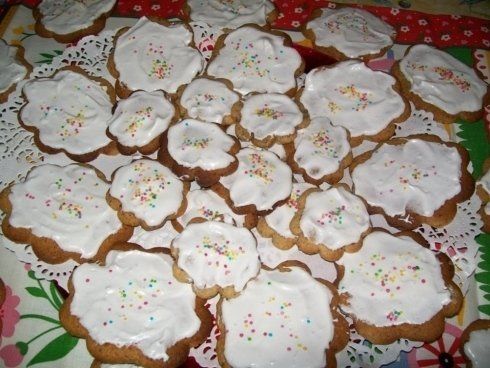 gateaux avec glaçage sardes typiques