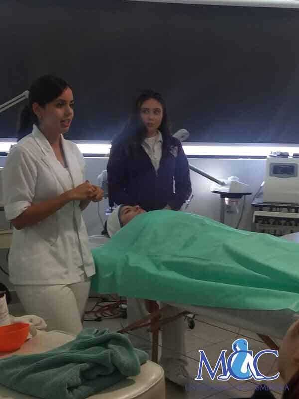 ESCUELA DE COSMIATRÍA MCC - NIVEL EDUCATIVO SUPERIOR