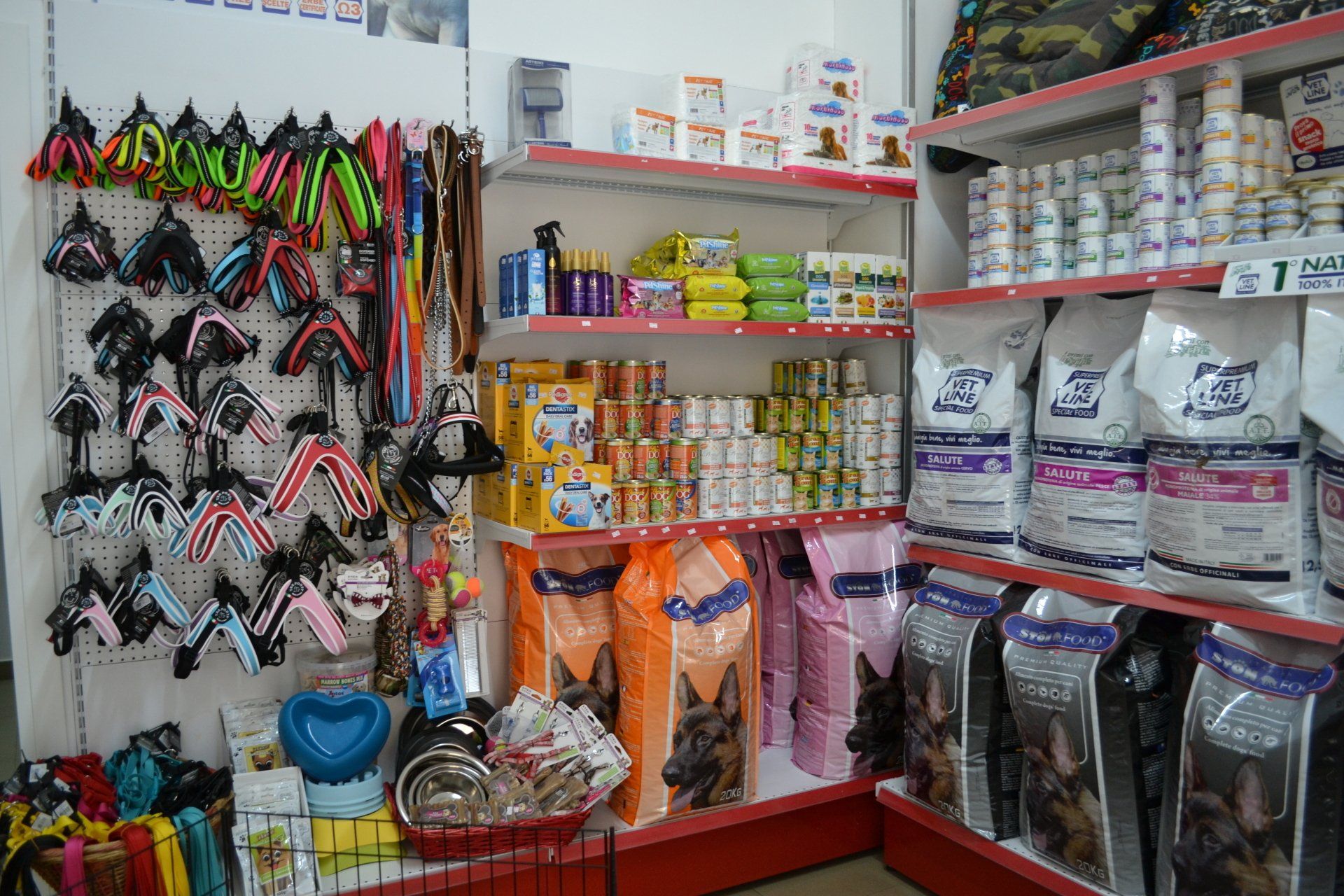 alimenti e accessori per animali