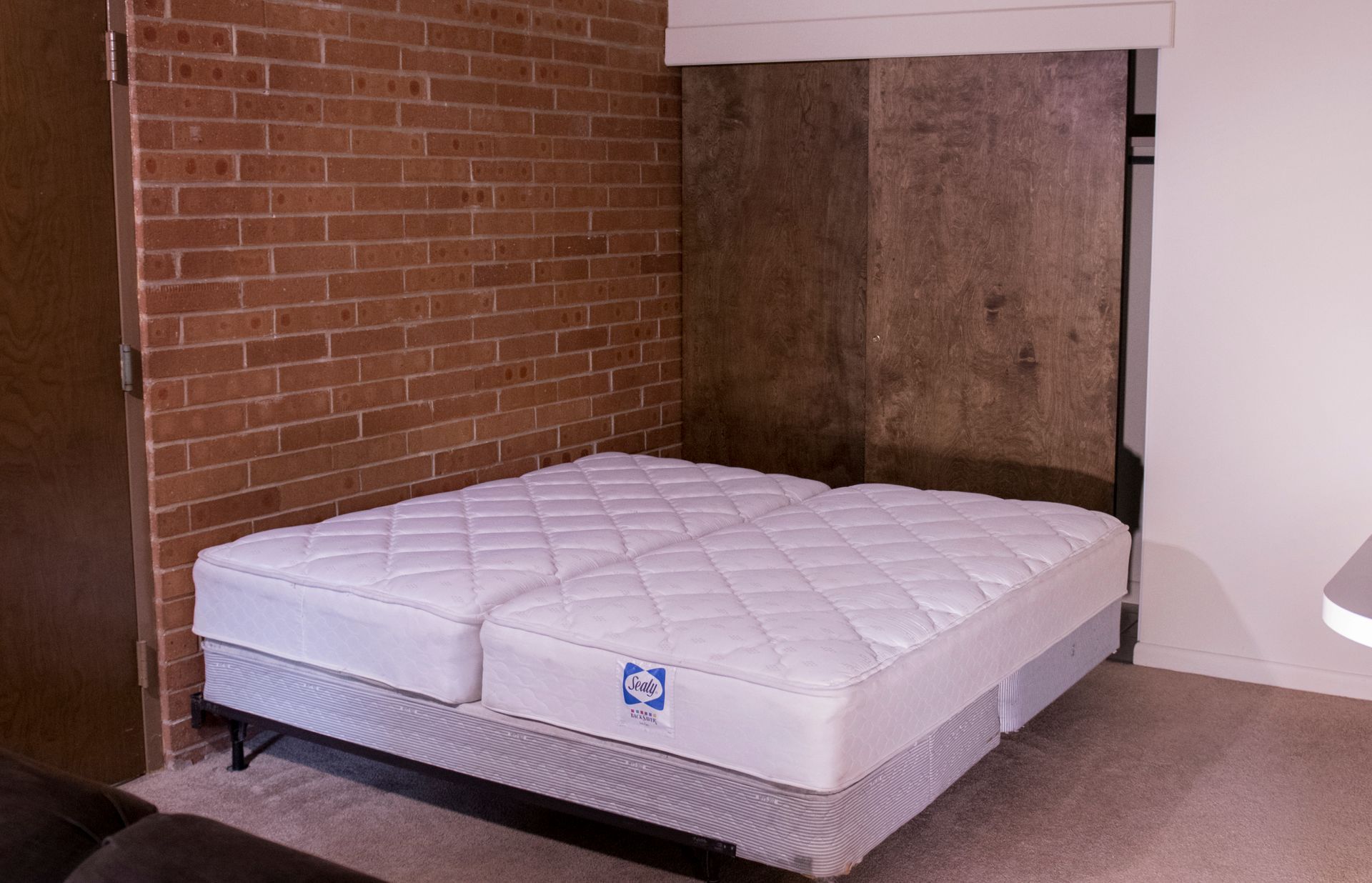 235 East Fairmount bed