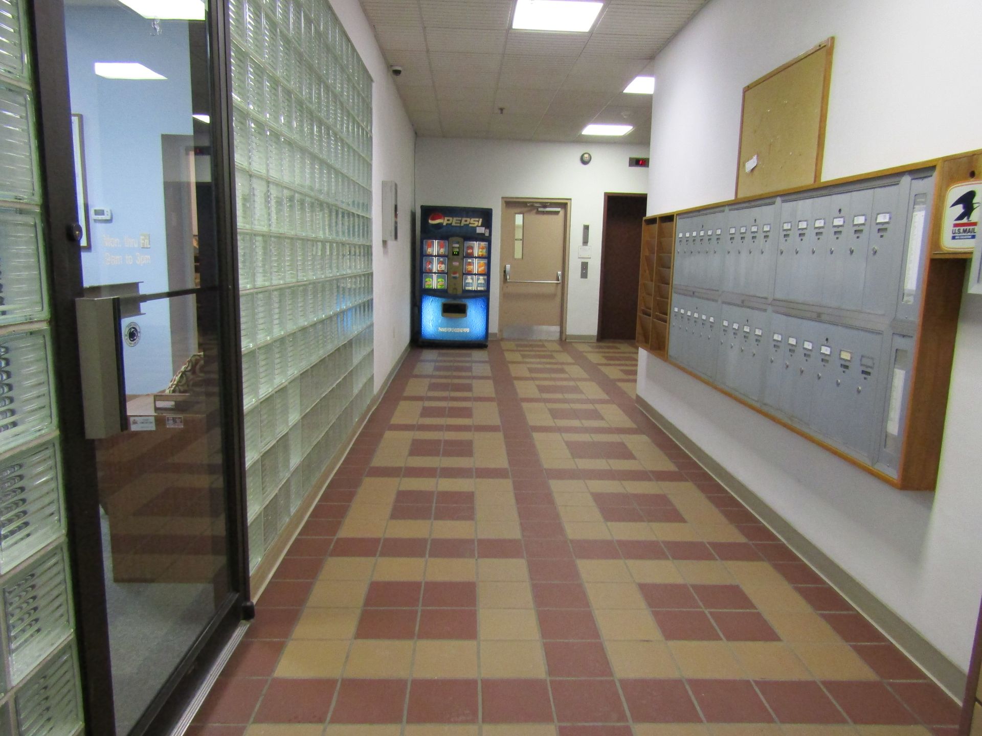 203 East Fairmount carpet