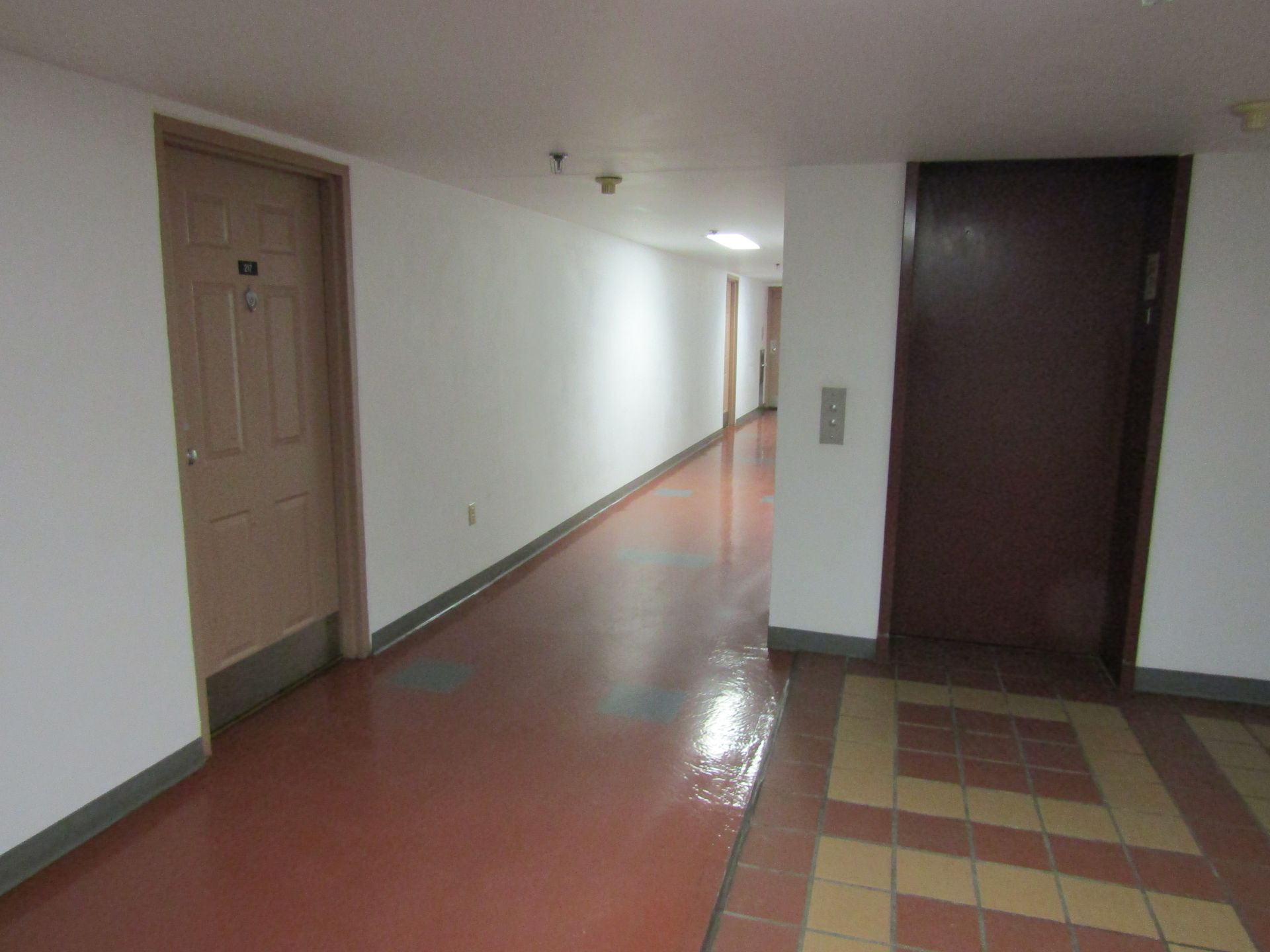 203 East Fairmount corridor