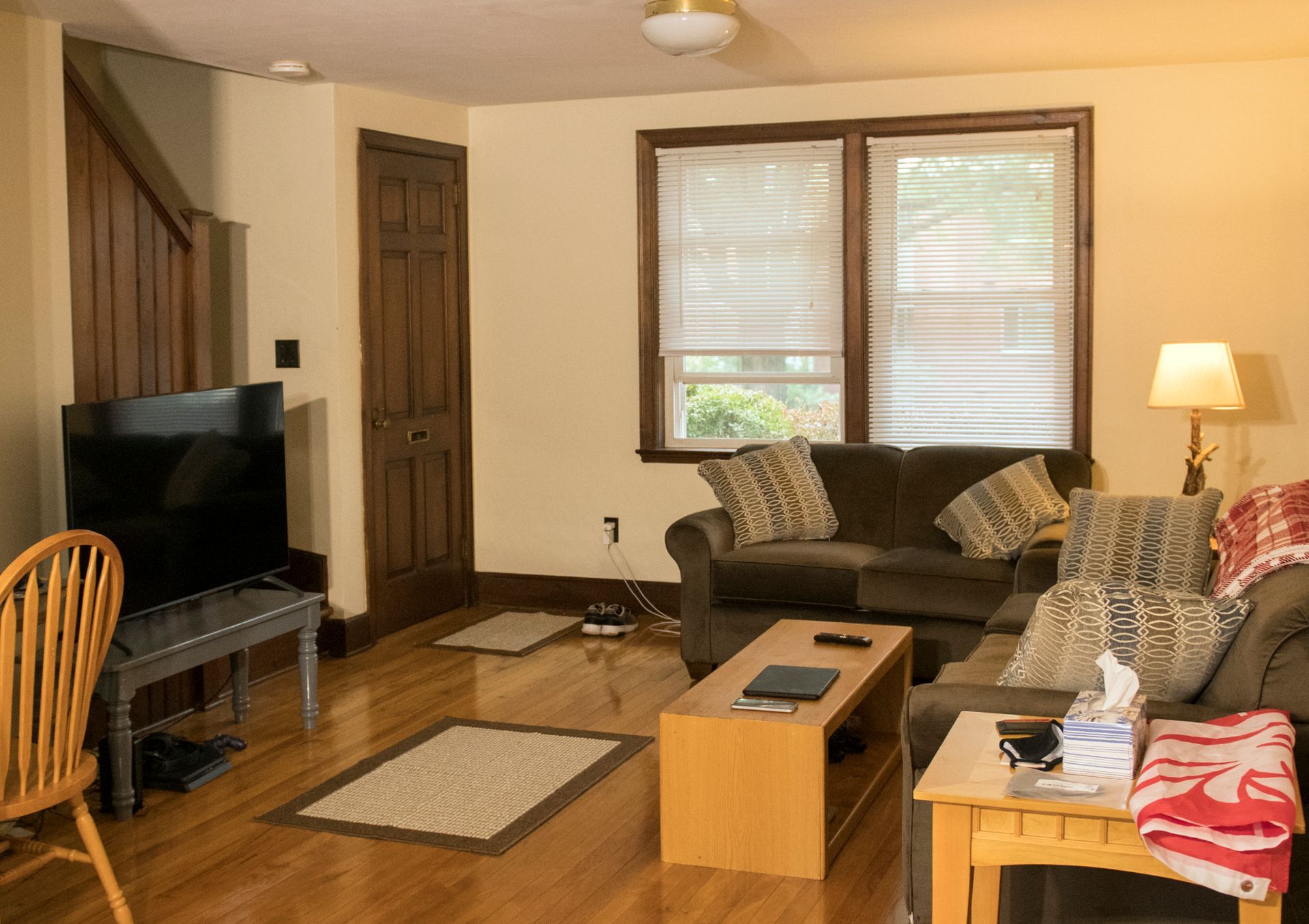 Graduate Professional Living room 2