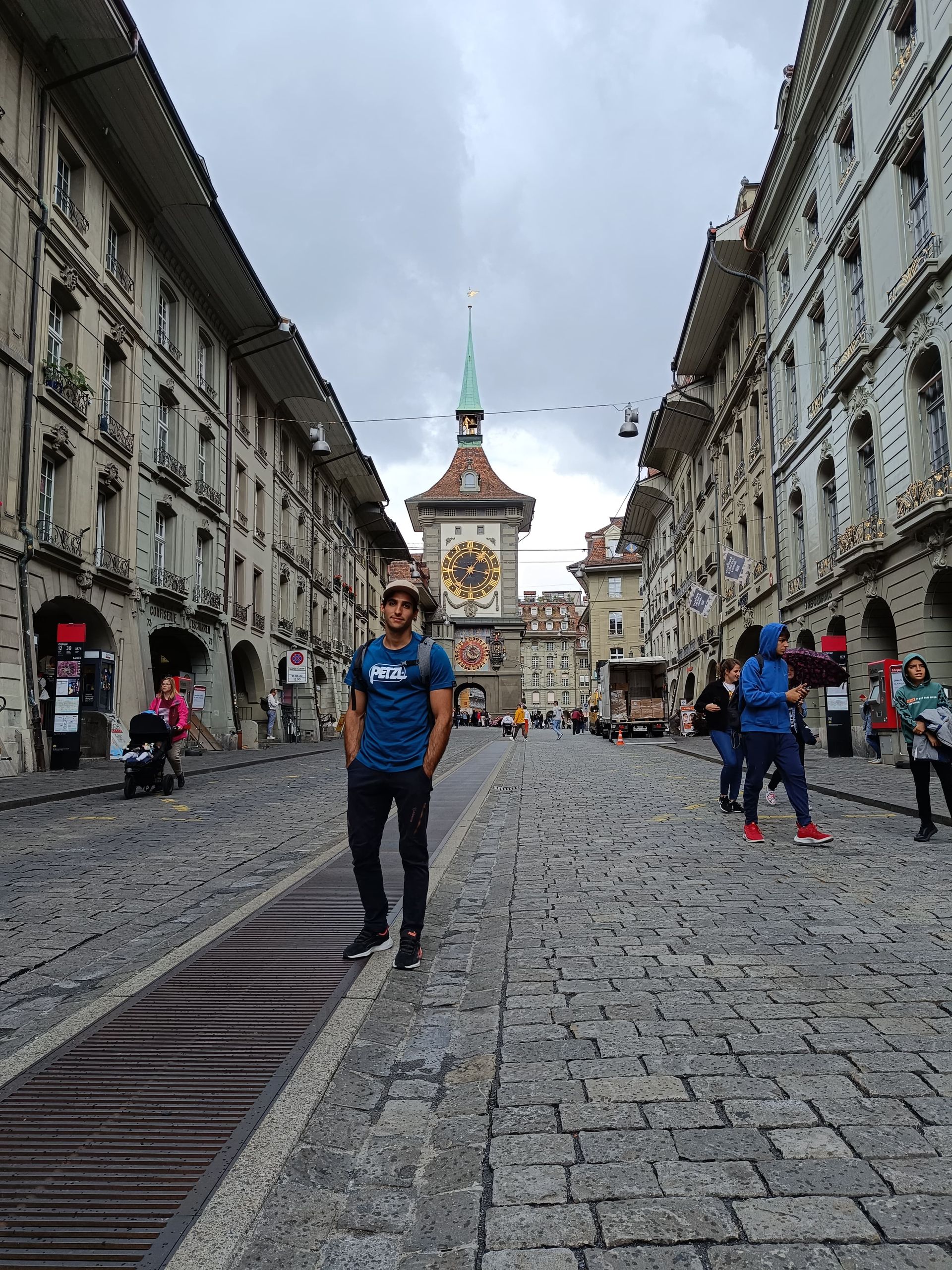 Torre de reloj en berna, campanario de la hora. Zytgloggeturm