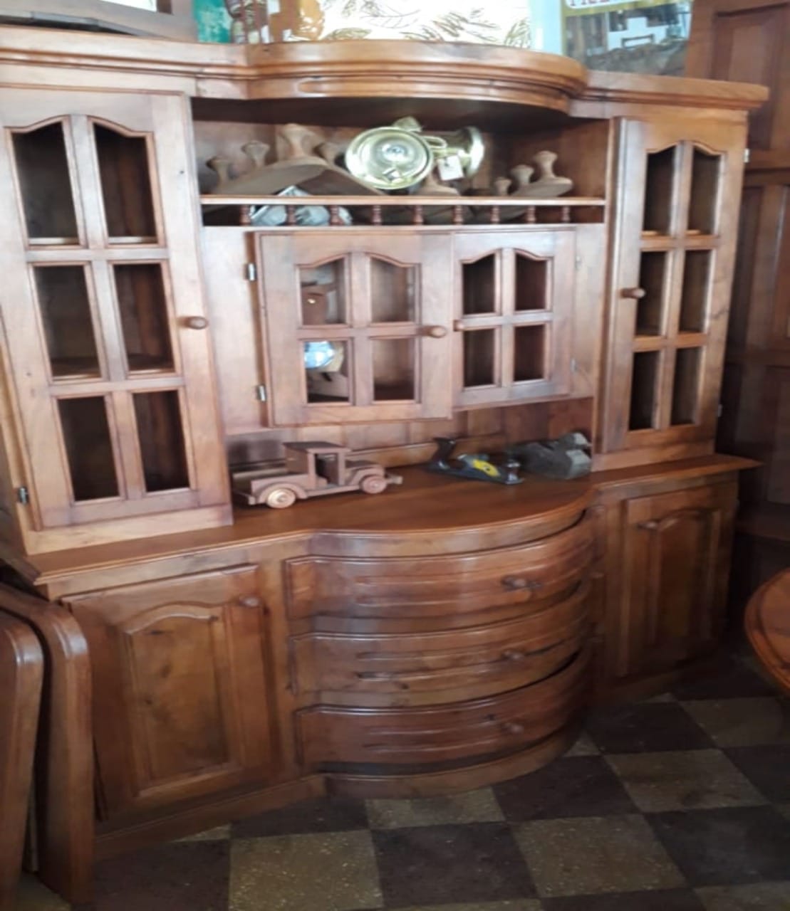 muebles de algarrobo
