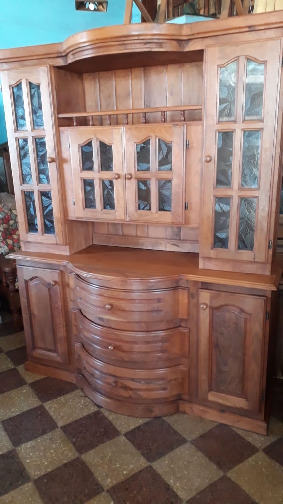 muebles de algarrobo