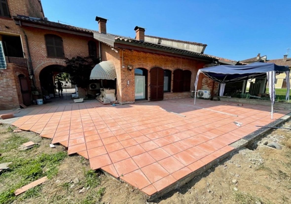 pavimentazione esterna di una villetta