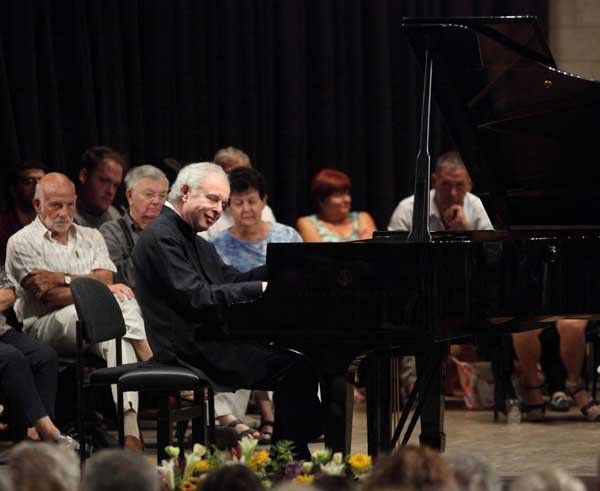 © כל הזכויות לתמונות באתר שייכות לדן פורגס צלם