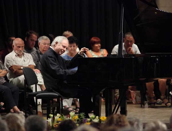 © כל הזכויות לתמונות באתר שייכות לדן פורגס צלם