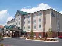 Exterior of the Country Inn and Suites off I-75 and Highway 82 in Tifton, GA.