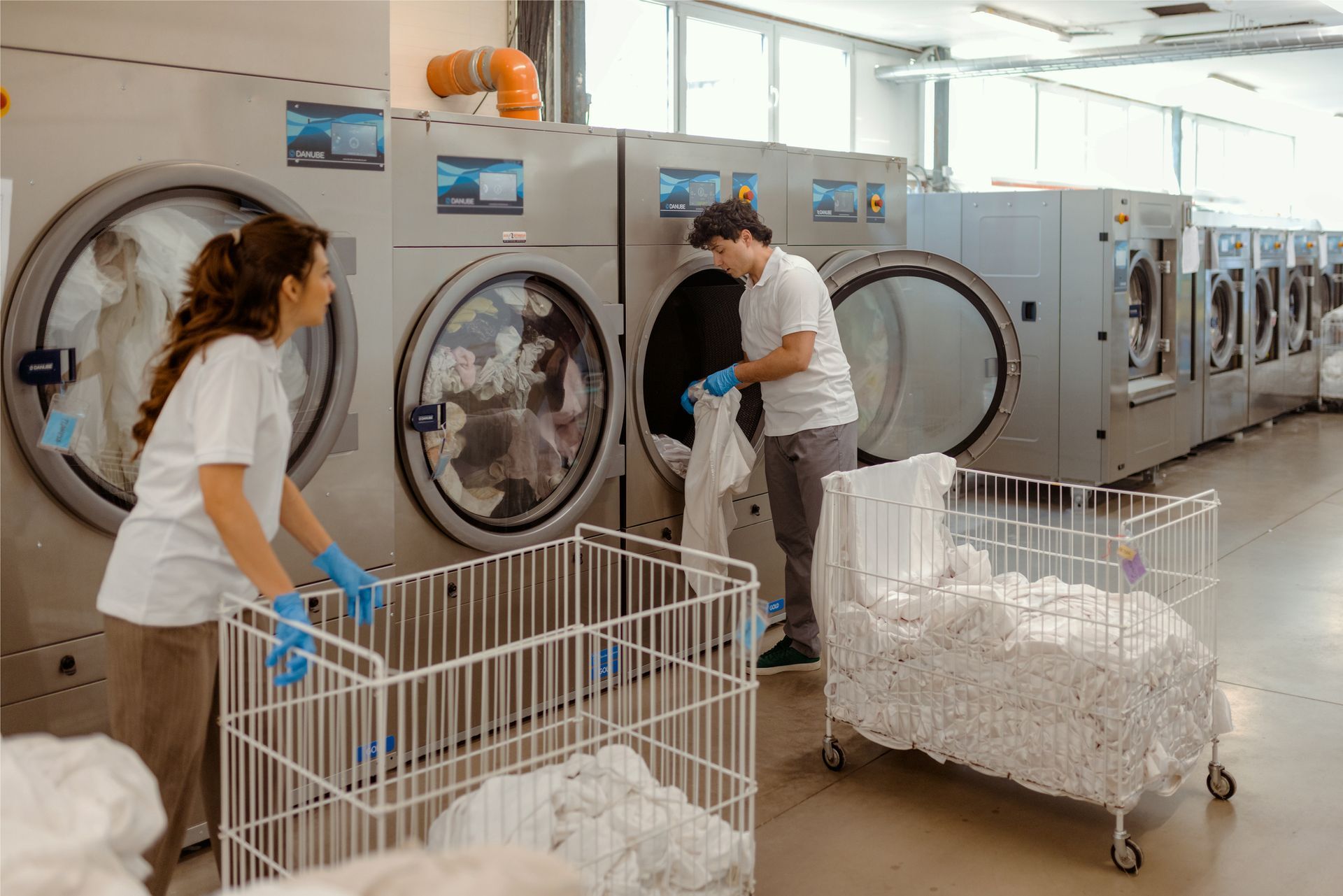 lavanderia industriale, servizi di lavanderia per privati