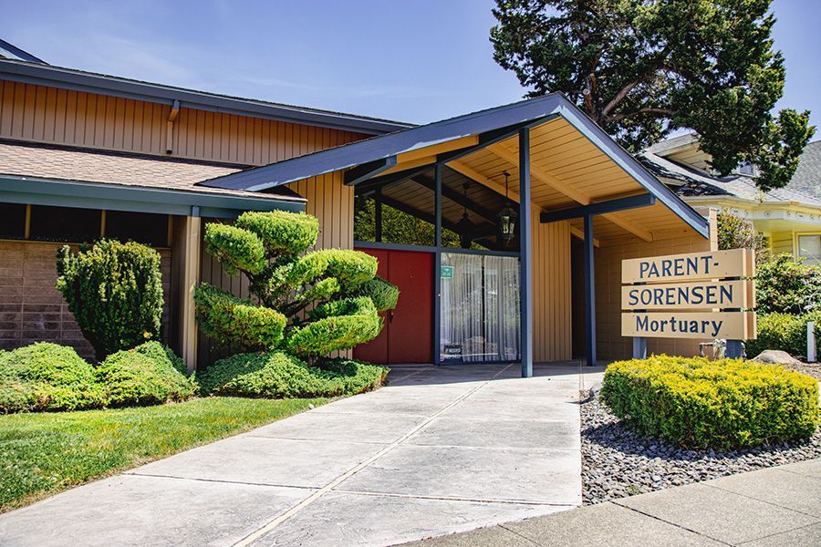 Exterior view of 
Parent-Sorensen Mortuary in Sebatopol, CA