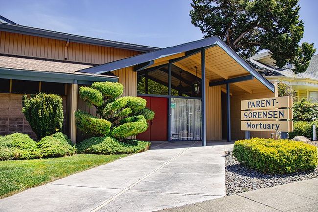Exterior view of 
Parent-Sorensen Mortuary in Sebastopol, CA