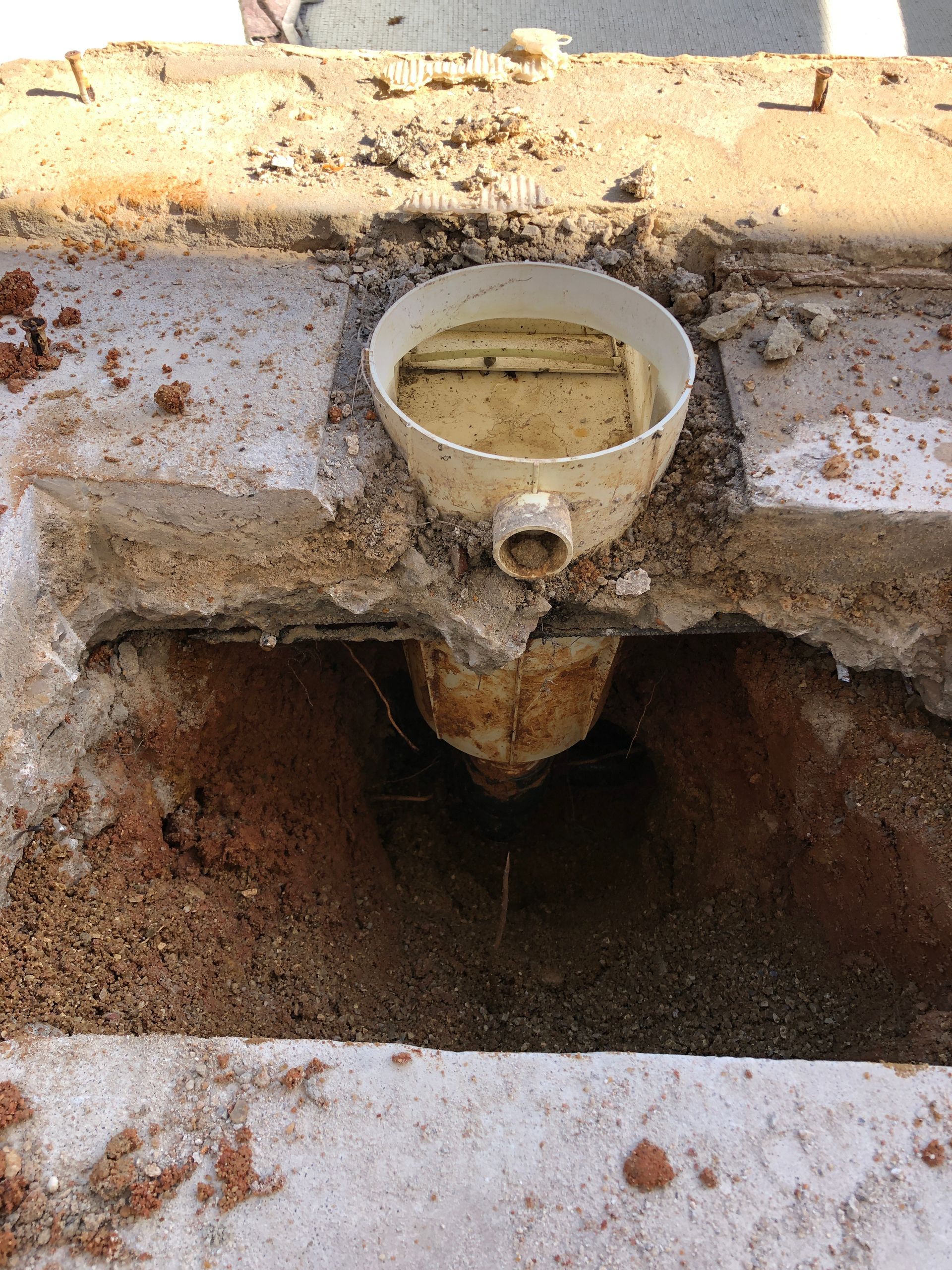 reparation skimmer, réparation piscine, fuite piscine, renovation piscine