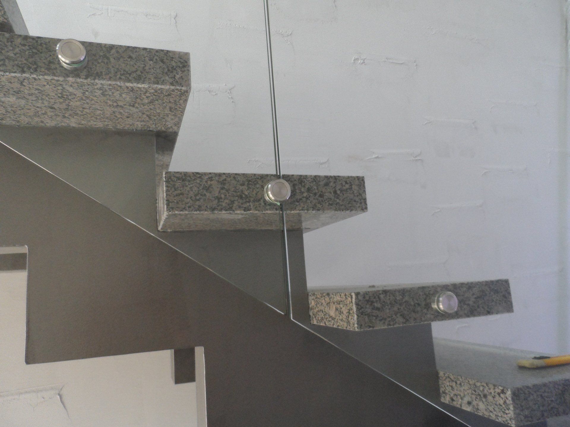 Nerūdijančio plieno turėklai