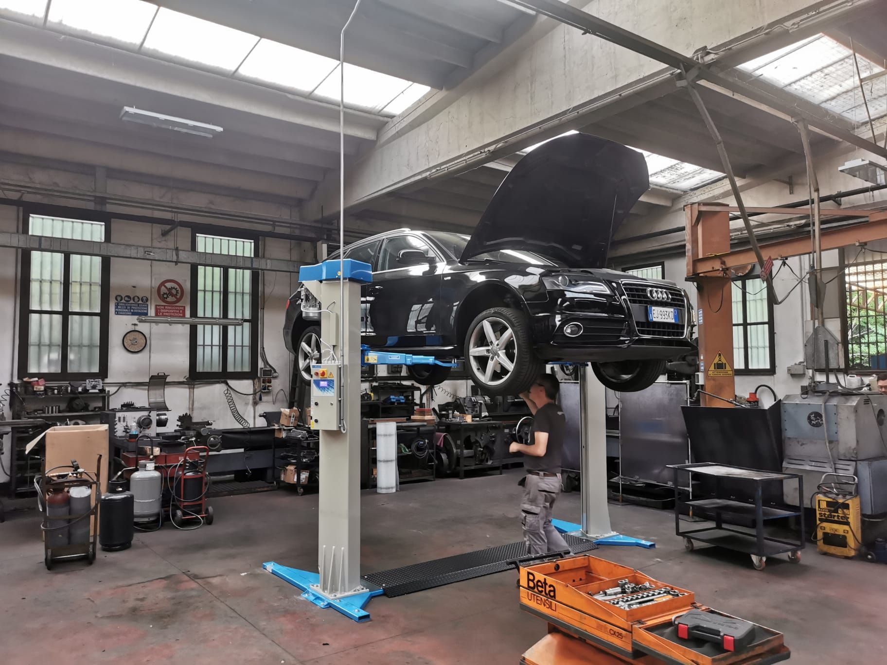 rettifica industriale interno-esterno